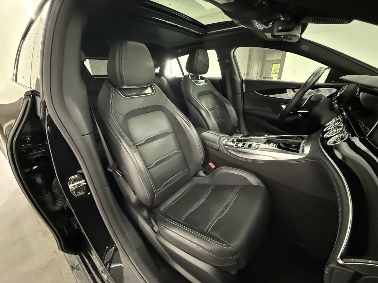 Used 2019 Mercedes-Benz AMG GT 63 image 11