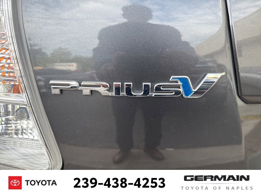 Used 2013 Toyota Prius V Five FWD image 7