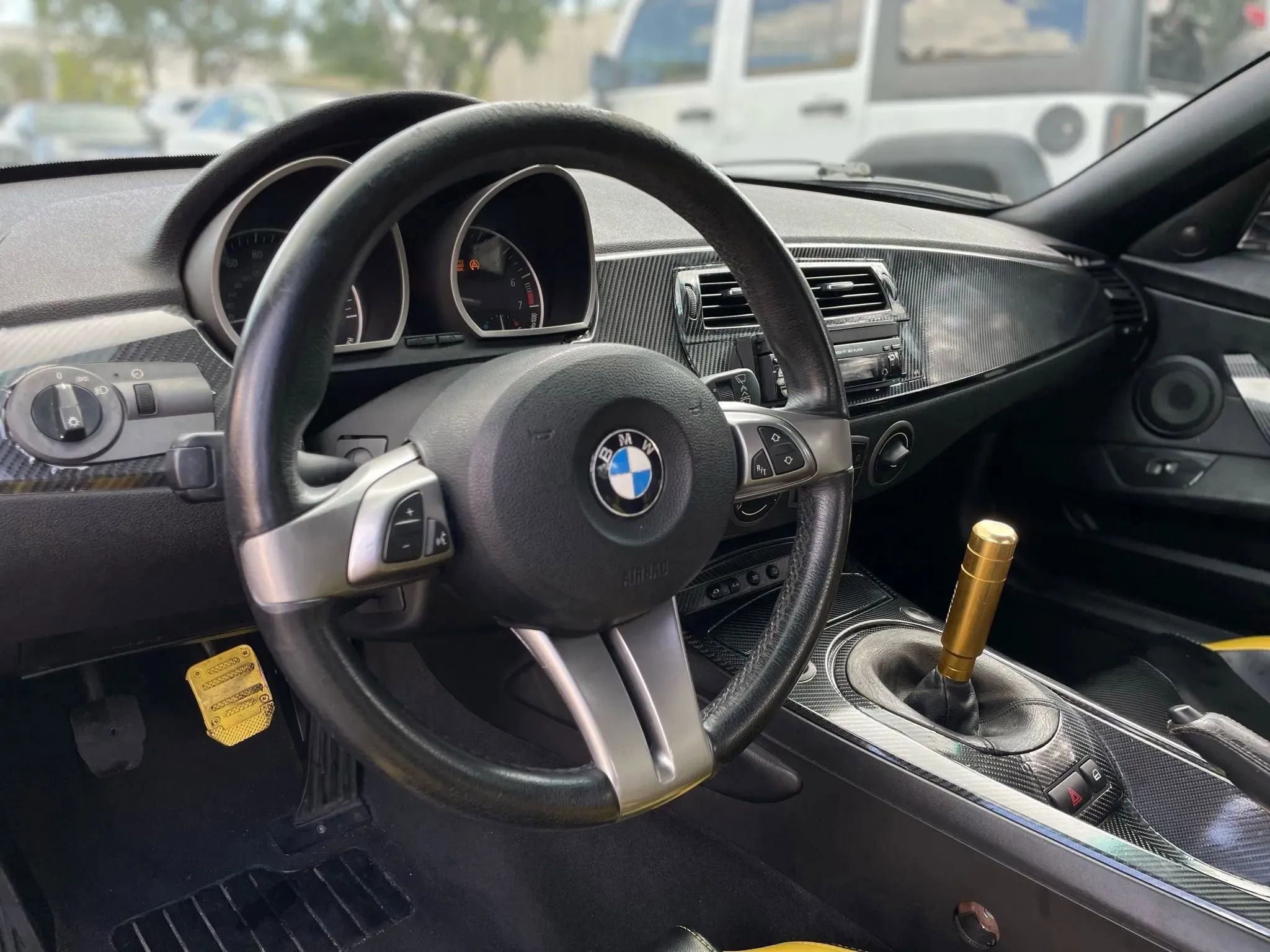 Used 2003 BMW Z4 2.5i image 19