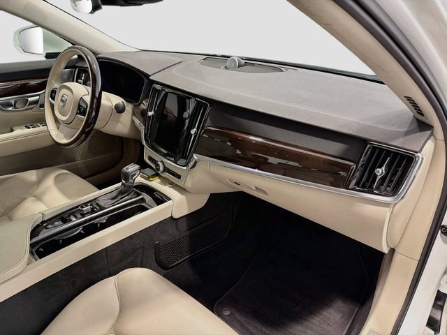 Used 2017 Volvo S90 T6 Momentum w/ Vision Package AWD/4WD image 25