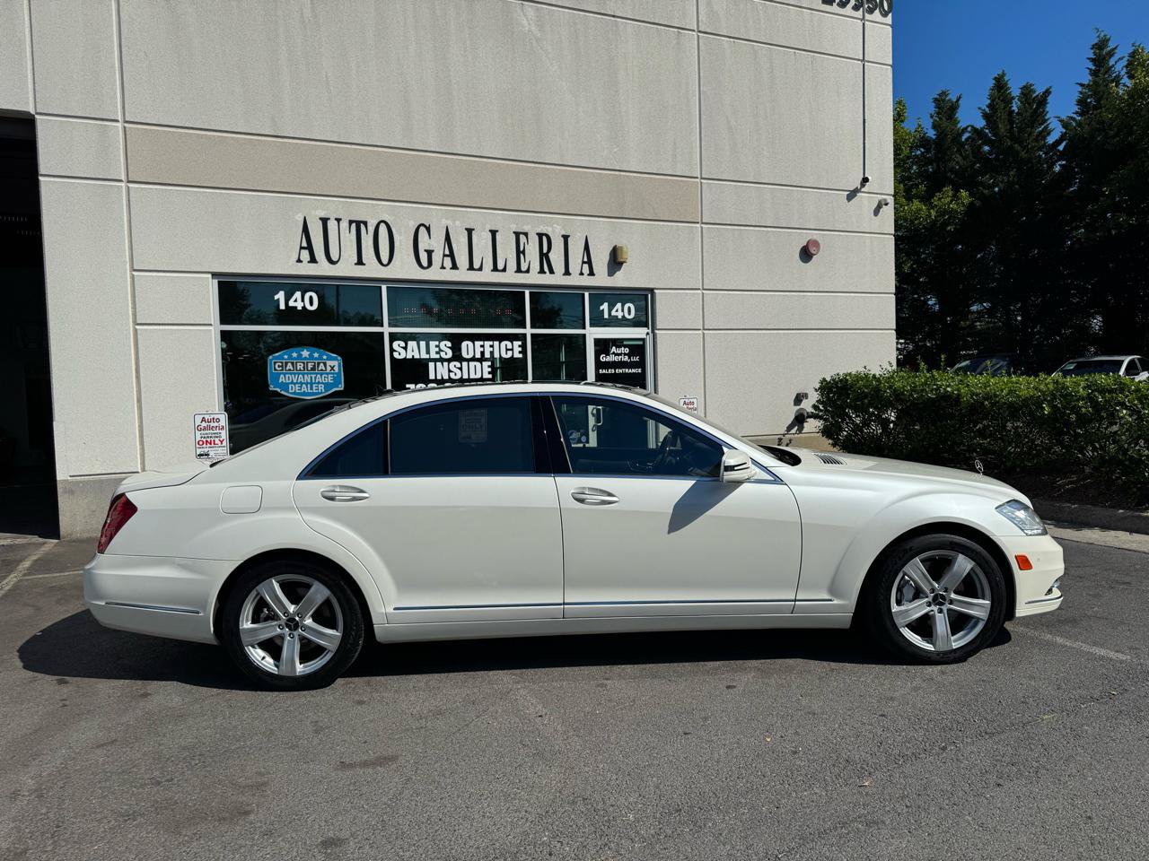Used 2013 Mercedes-Benz S 550 4MATIC image 2