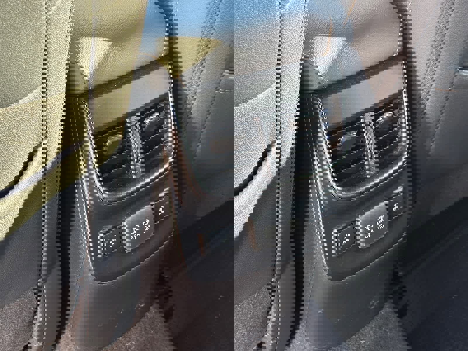 Used 2022 Subaru Outback Wilderness image 16