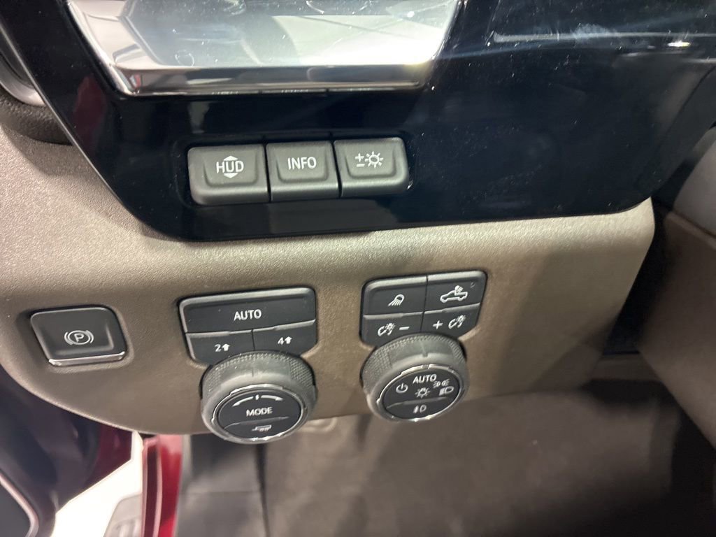 Used 2024 Chevrolet Silverado 1500 LTZ w/ Technology Package image 23