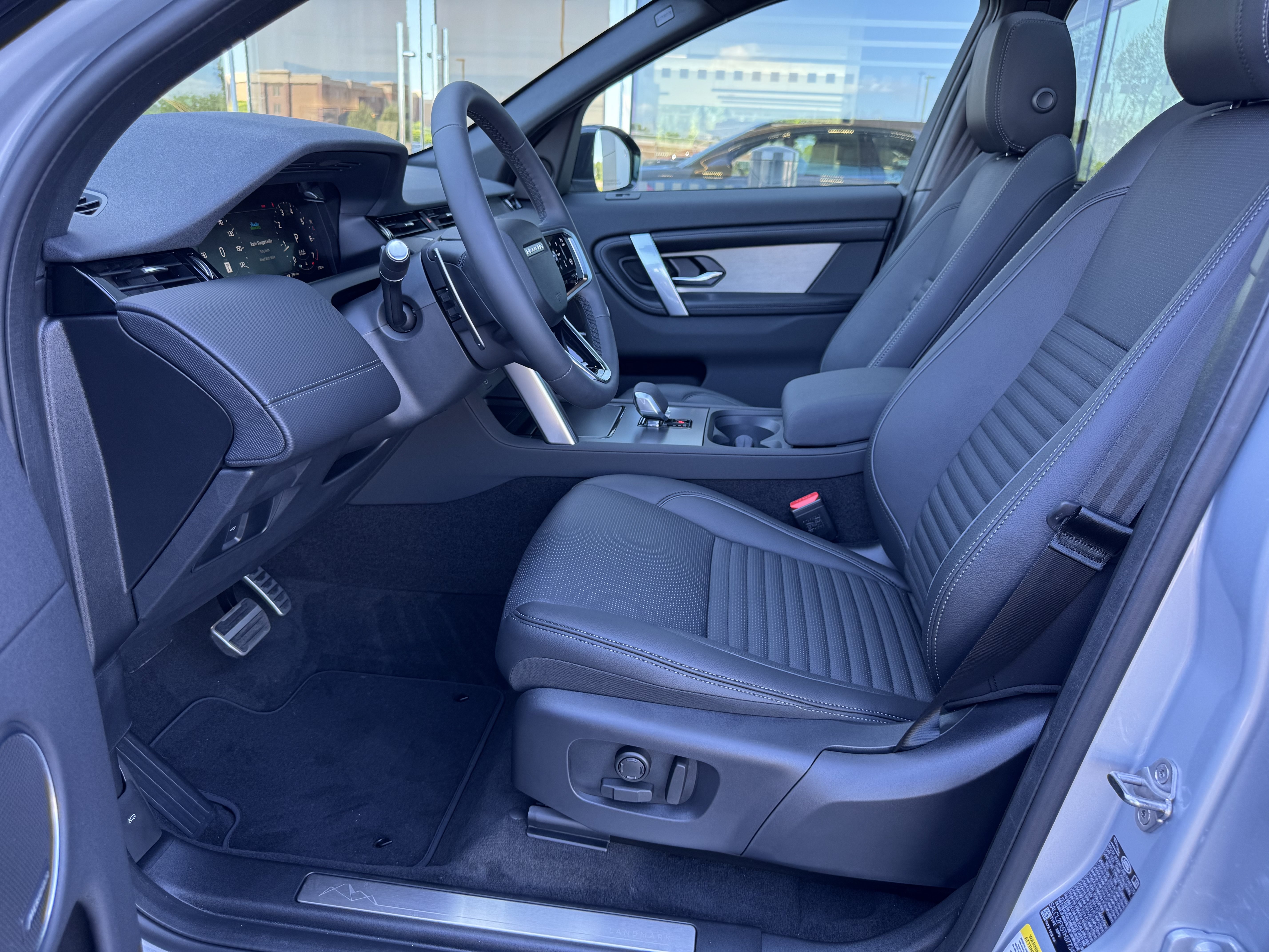 New 2026 Land Rover Discovery Sport Landmark AWD/4WD image 14