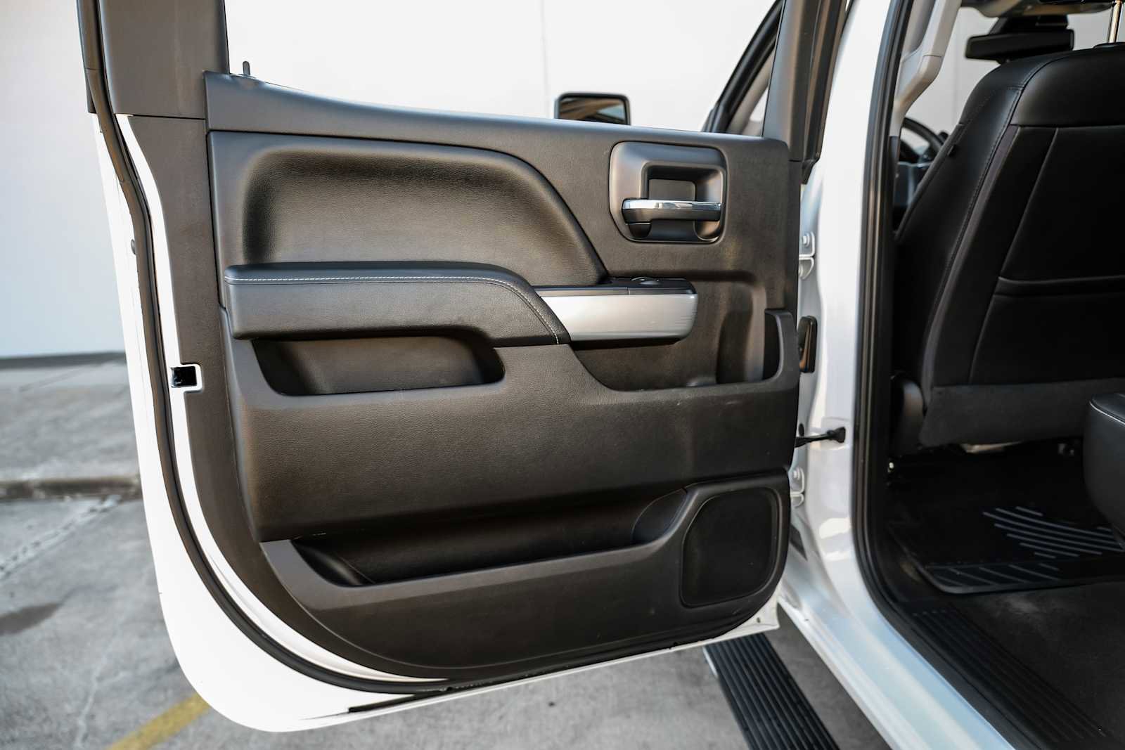 Used 2016 Chevrolet Silverado 3500 LTZ w/ Duramax Plus Package image 48