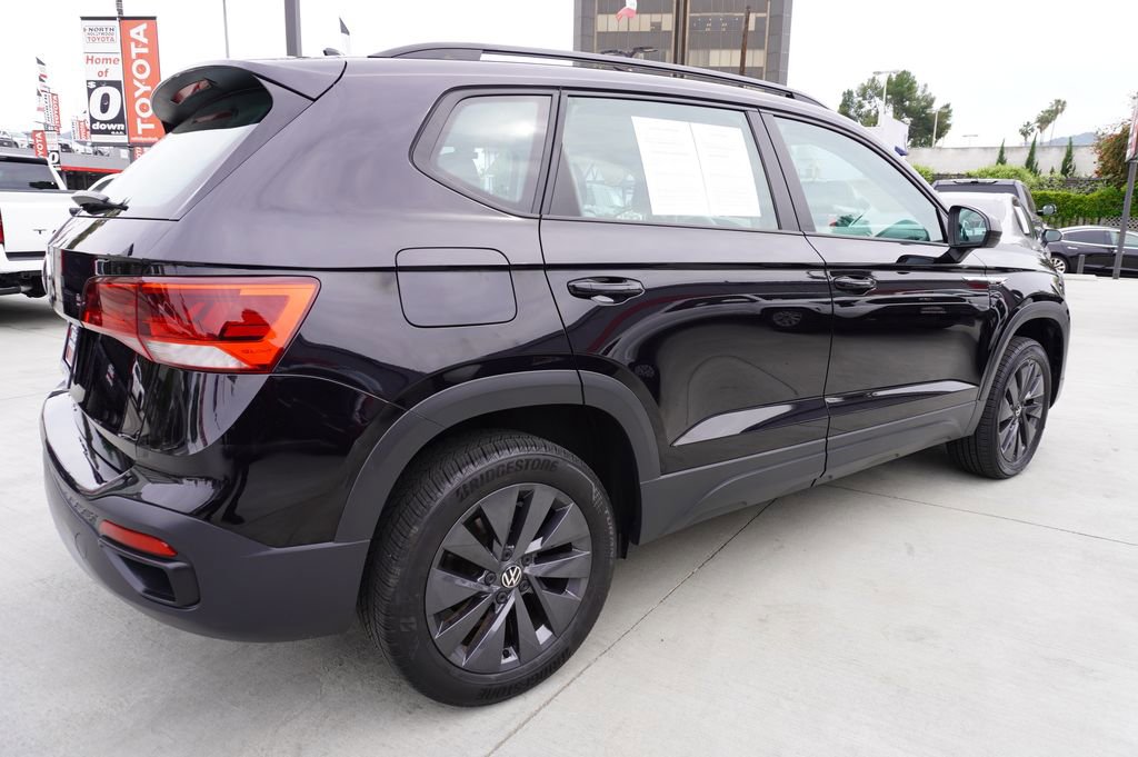 Used 2023 Volkswagen Taos S image 7