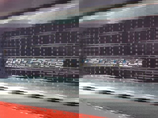 Used 2009 Dodge Challenger SRT8 w/ SRT Option Group II image 11