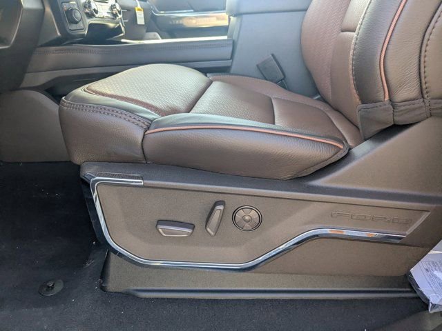 New 2026 Ford F450 King Ranch w/ FX4 Off-Road Package image 21
