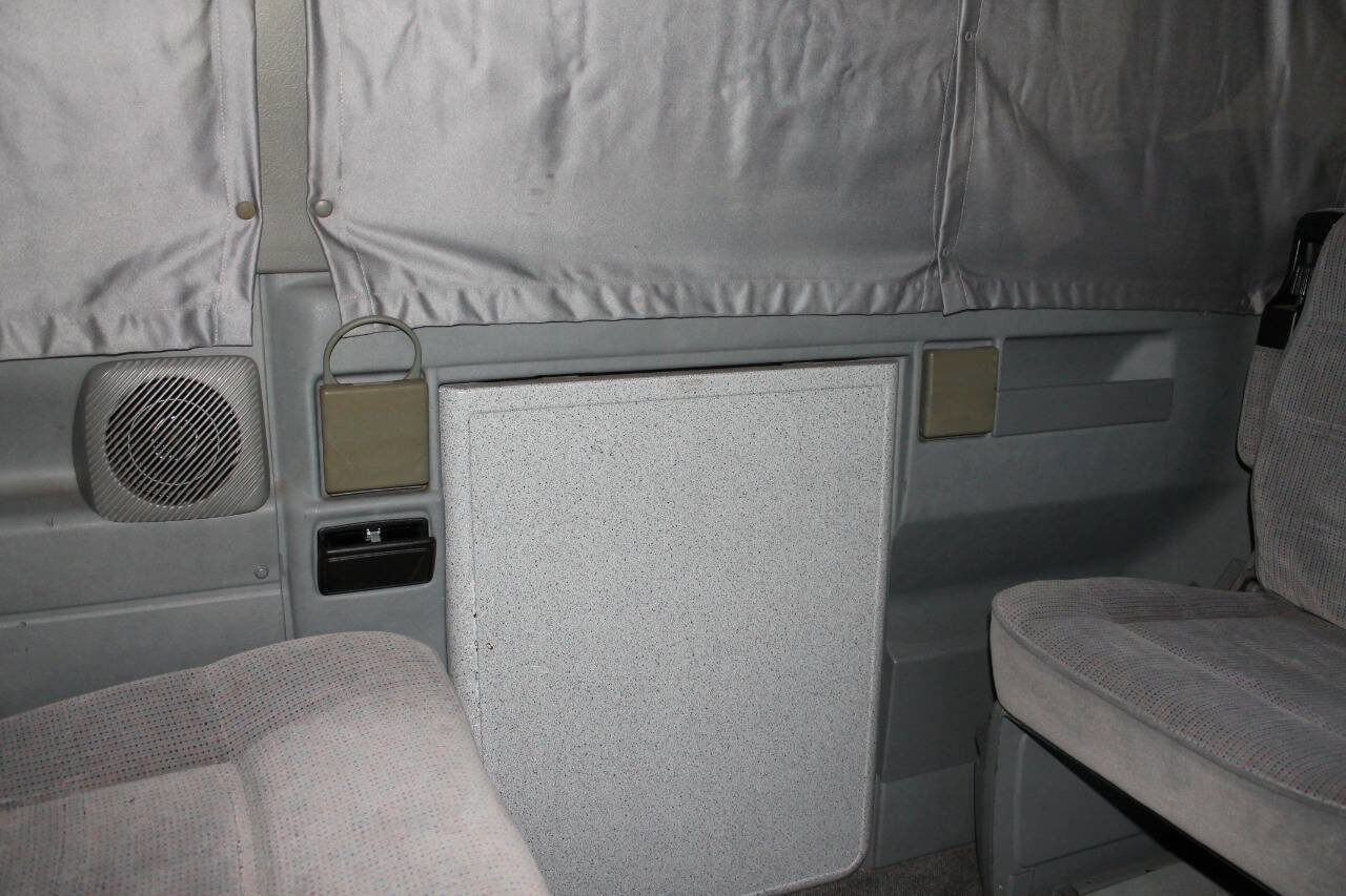 Used 1993 Volkswagen Eurovan MV image 25