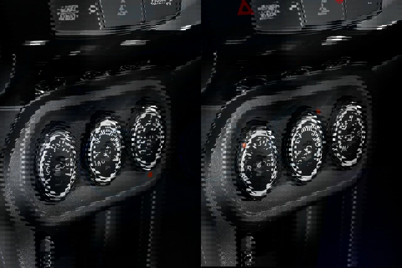 Used 2015 Mitsubishi Lancer Evolution GSR image 30