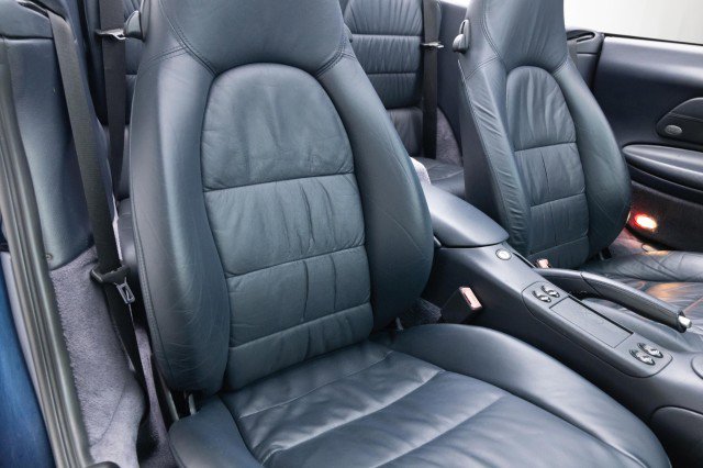 Used 2000 Porsche 911 Carrera image 28