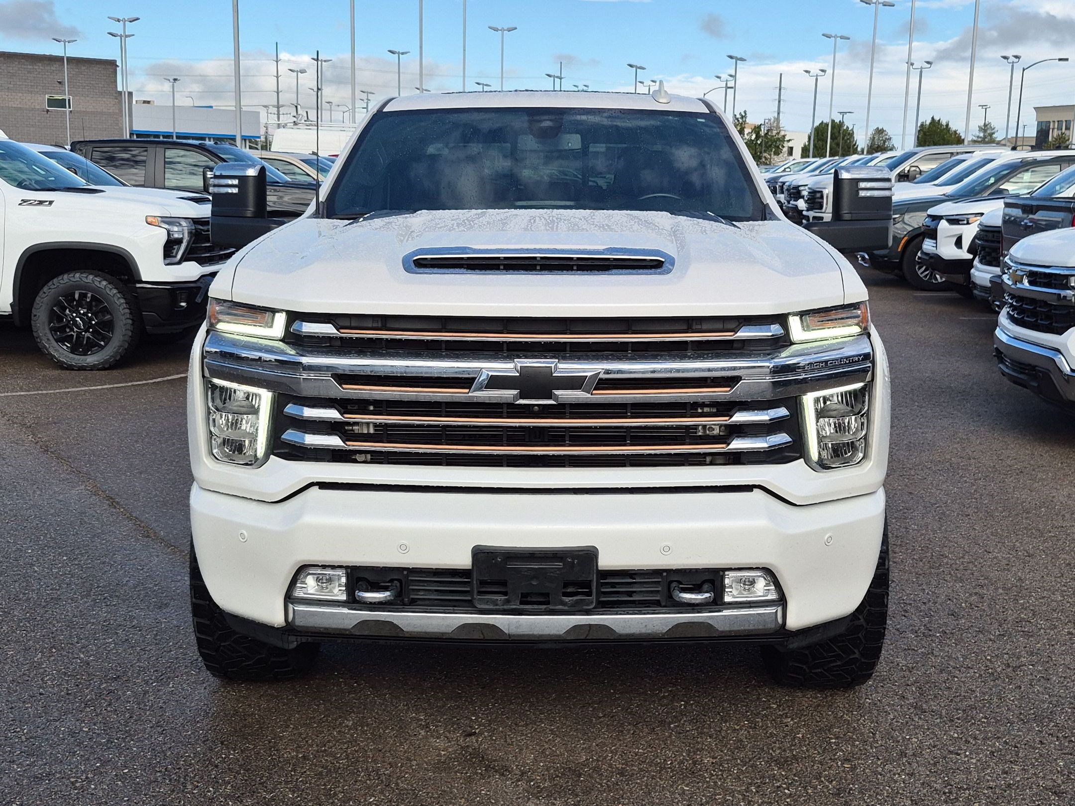 Used 2023 Chevrolet Silverado 3500 High Country w/ Safety Package II AWD/4WD image 9