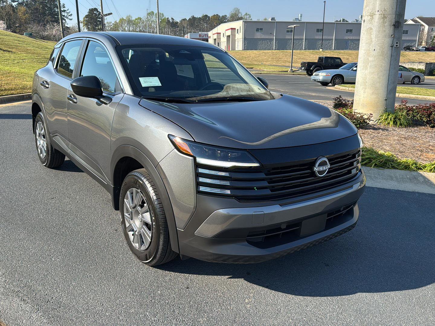 New 2026 Nissan Kicks S image 6