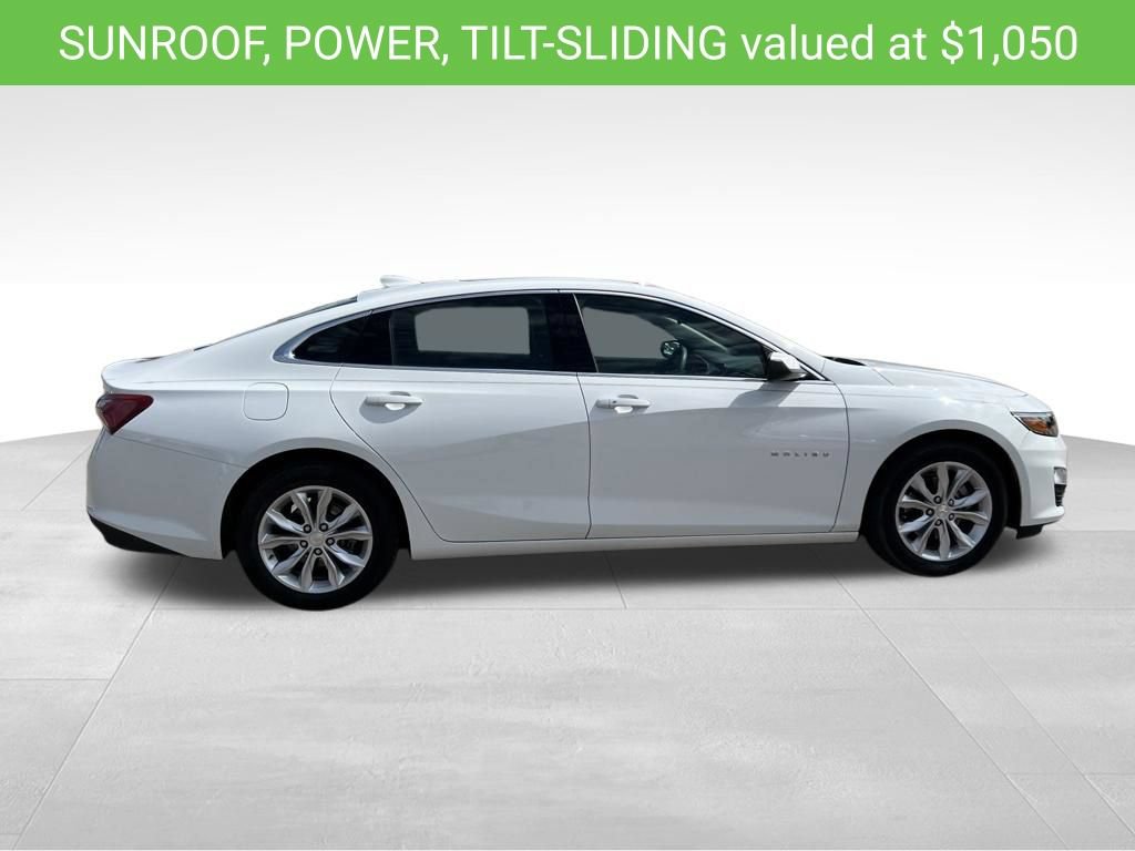 Used 2019 Chevrolet Malibu LT FWD image 2