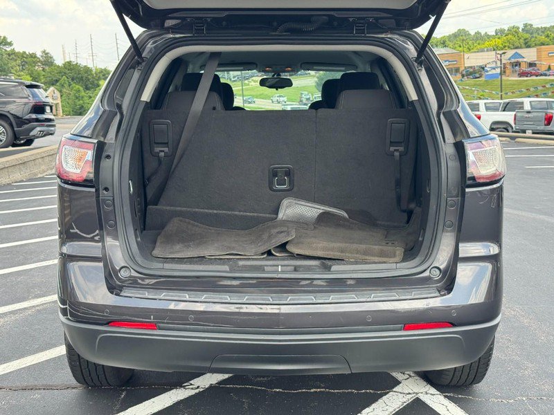 Used 2016 Chevrolet Traverse LT FWD image 5