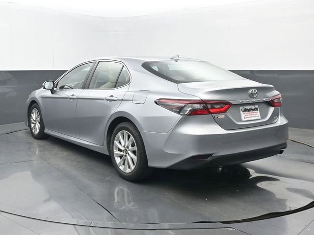 Used 2023 Toyota Camry LE FWD image 3