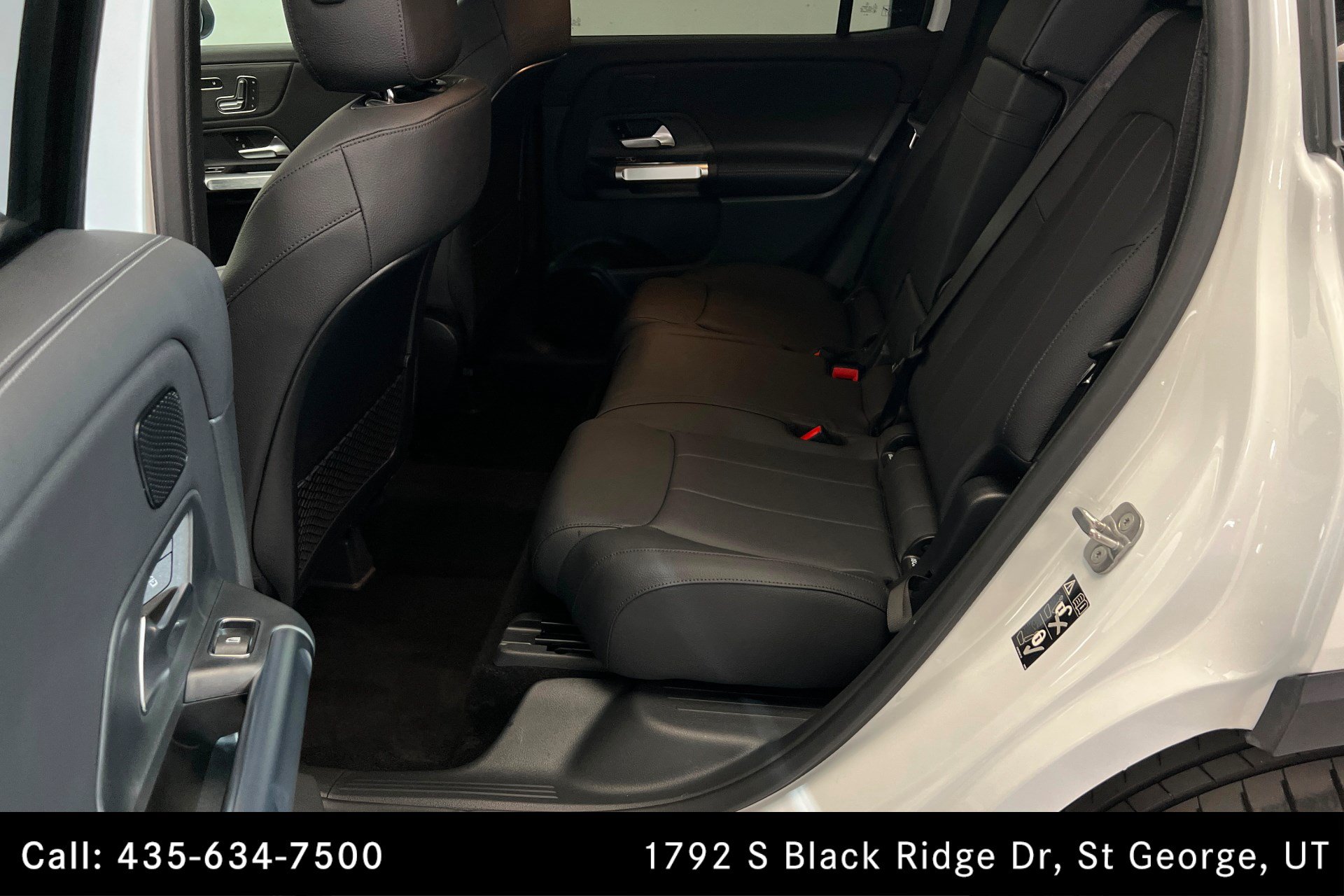 Certified 2026 Mercedes-Benz GLB 250 4MATIC image 21