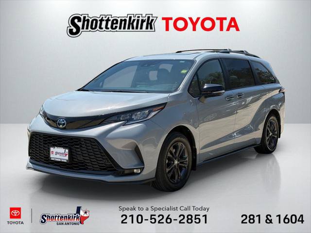 Certified 2025 Toyota Sienna XSE w/ XSE Premium Package AWD/4WD image 1