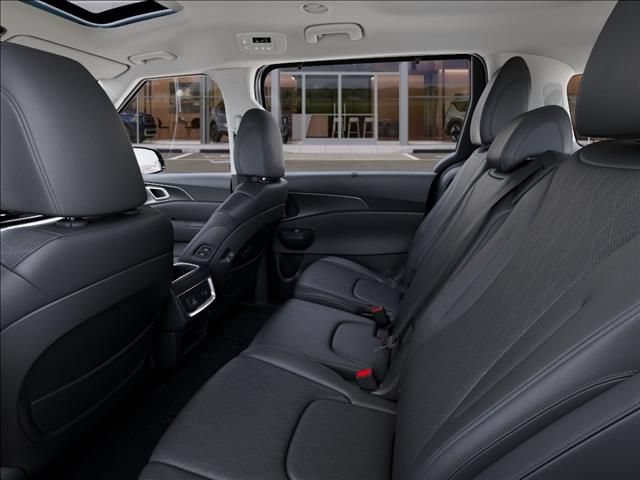 New 2026 Kia Carnival SX FWD image 18