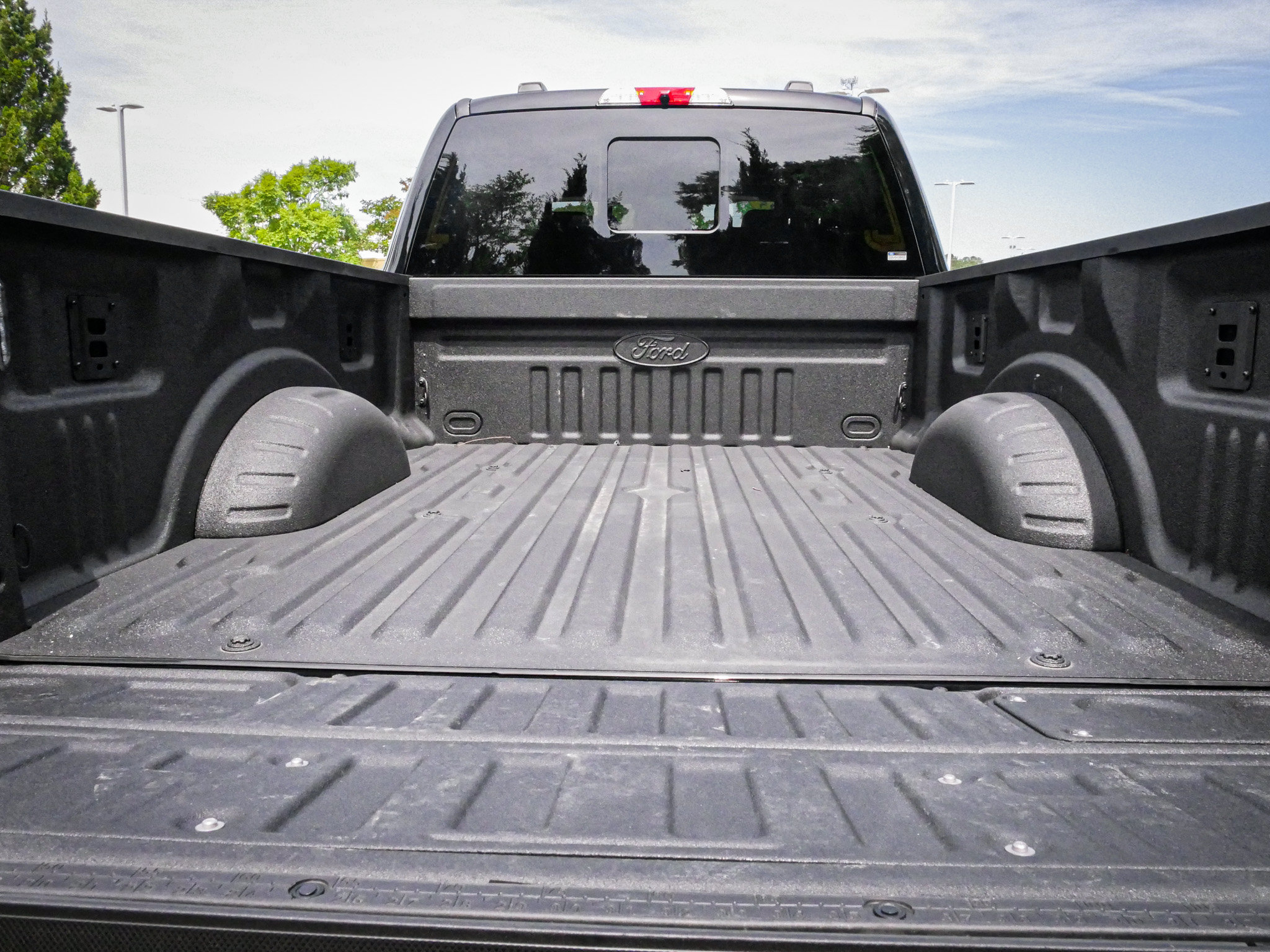 Used 2025 Ford F250 Platinum AWD/4WD image 32