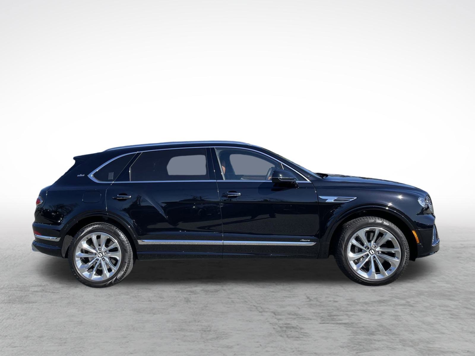 Used 2023 Bentley Bentayga Extended Wheelbase image 4