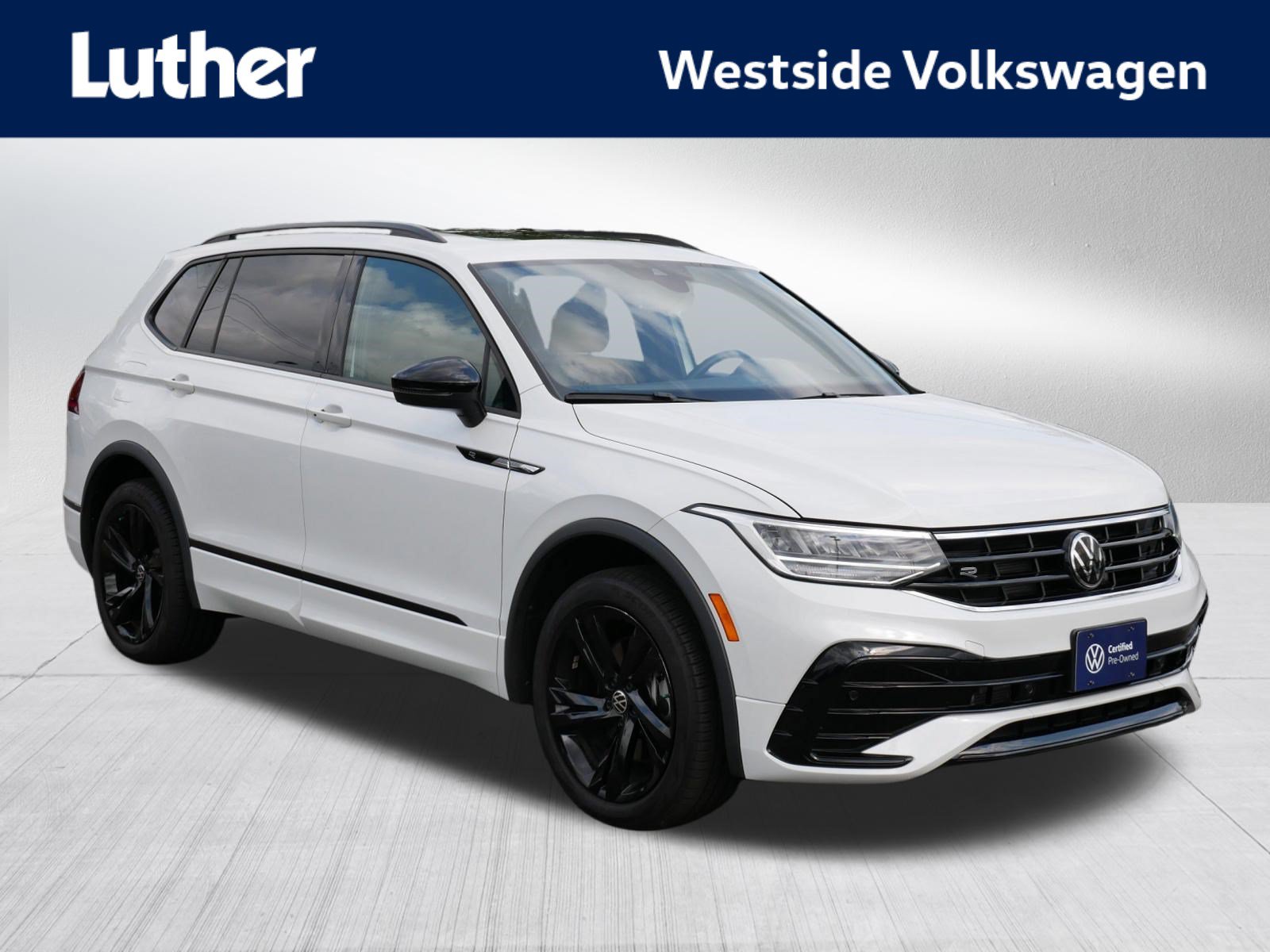 Used 2024 Volkswagen Tiguan SE R-Line AWD/4WD image 1