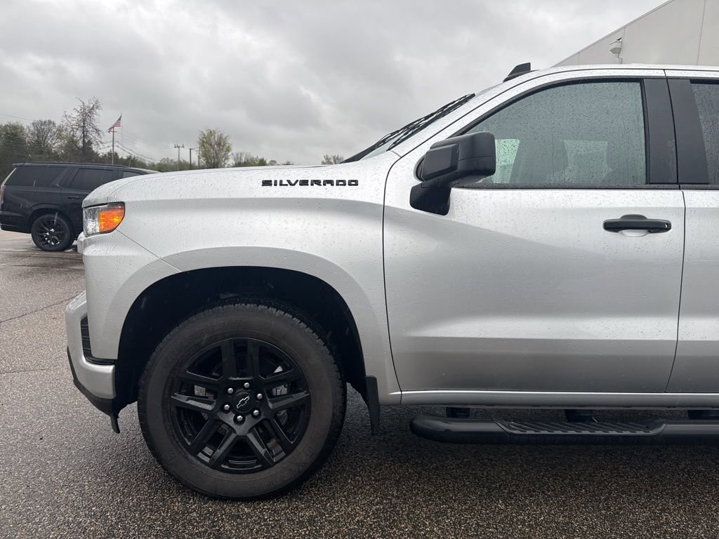 Used 2022 Chevrolet Silverado 1500 Custom w/ Rally Edition AWD/4WD image 7