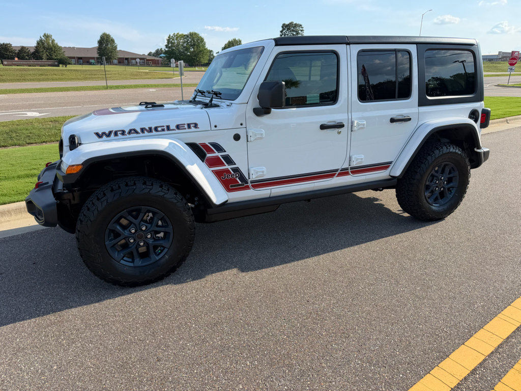 New 2026 Jeep Wrangler Unlimited Sport w/ Dual Top Group AWD/4WD image 9