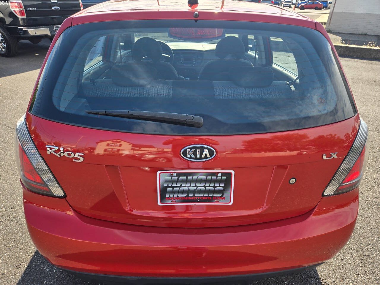 Used 2010 Kia Rio5 FWD image 7