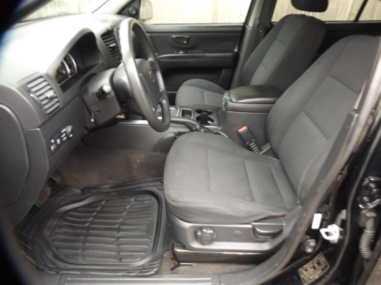 Used 2009 Kia Sorento LX image 17