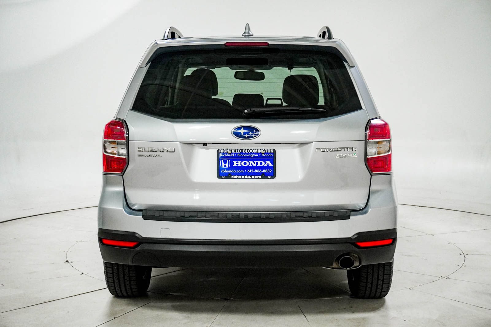Used 2016 Subaru Forester 2.5i Limited w/ Popular Package #2 AWD/4WD image 7