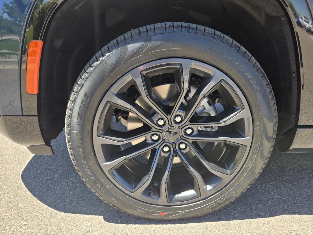 New 2026 Jeep Grand Wagoneer L Summit AWD/4WD image 7