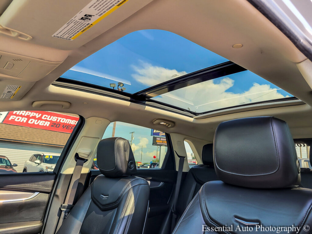 Used 2017 Cadillac XT5 Premium Luxury image 12