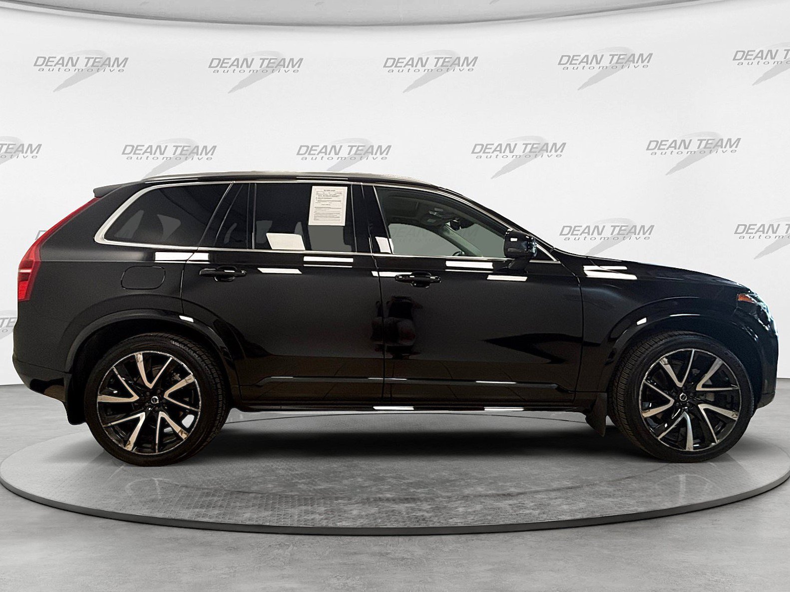 Used 2020 Volvo XC90 T6 Momentum AWD/4WD image 7