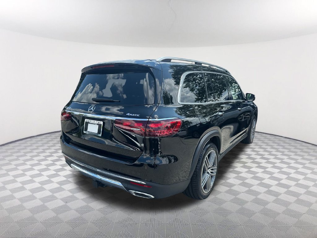 Used 2024 Mercedes-Benz GLS 450 4MATIC image 5