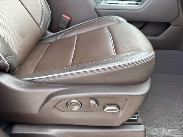 Used 2024 GMC Sierra 1500 Denali w/ Technology Package AWD/4WD image 28