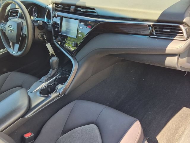 Used 2019 Toyota Camry LE FWD image 25