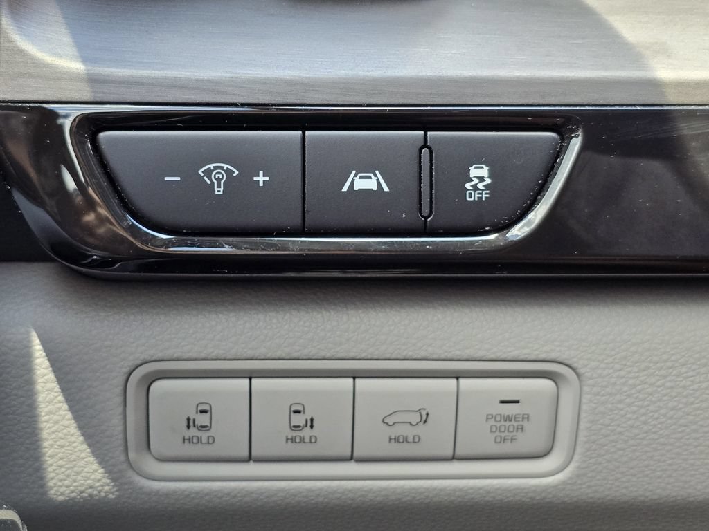 Certified 2024 Kia Carnival SX FWD image 42