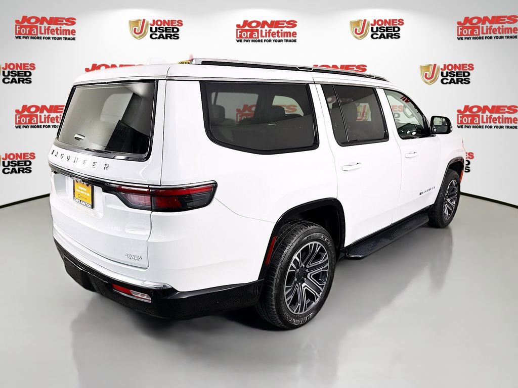 Used 2023 Jeep Wagoneer 4WD w/ Premium Group I image 19