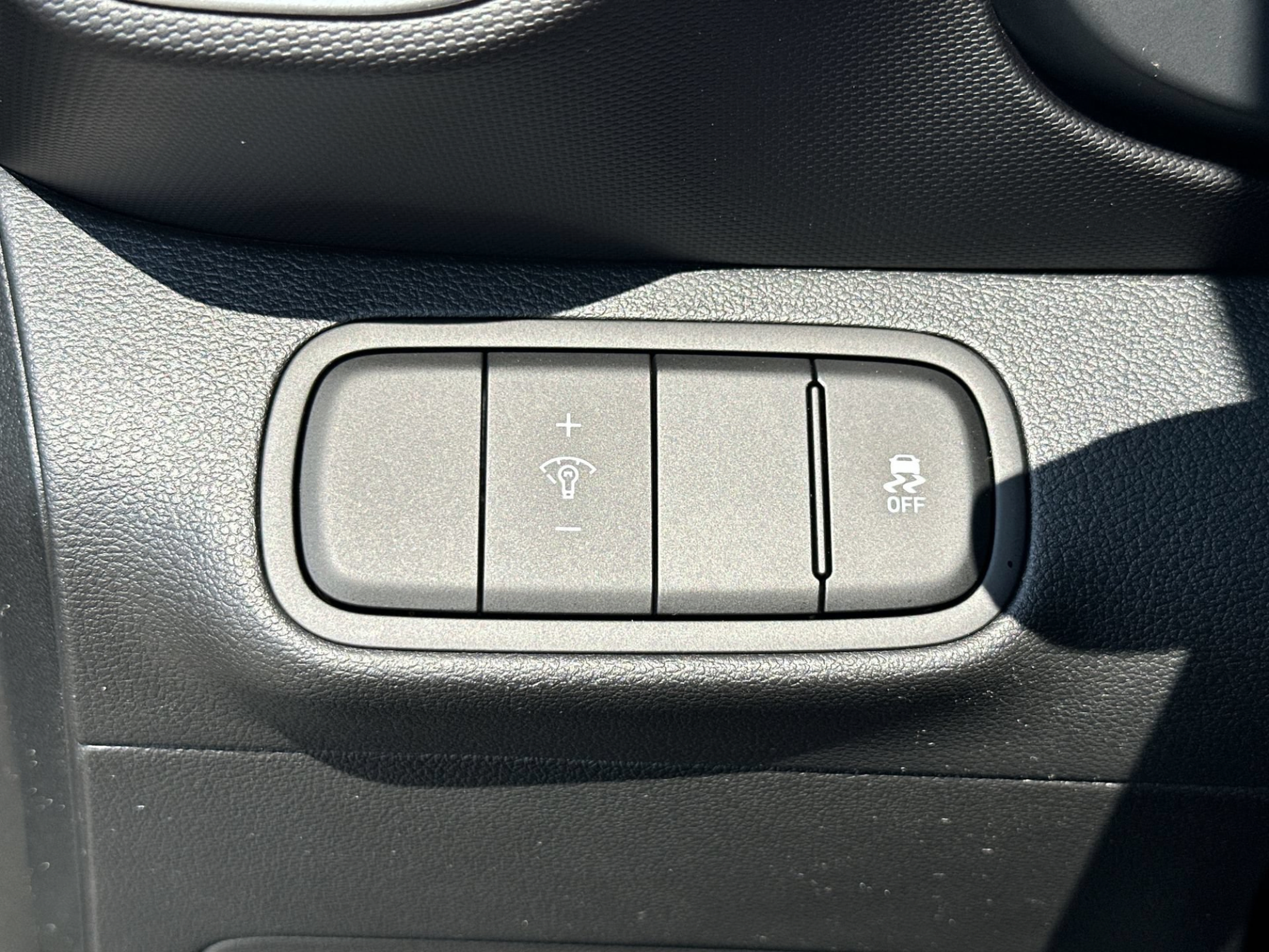 New 2026 Hyundai Venue SE FWD image 16