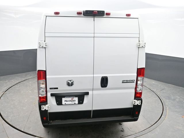 Used 2025 RAM ProMaster 2500 w/ Convenience Group image 24