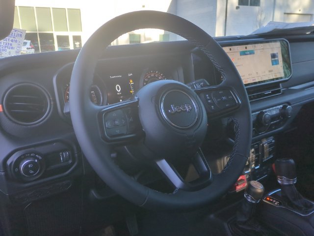New 2026 Jeep Gladiator Mojave AWD/4WD image 31