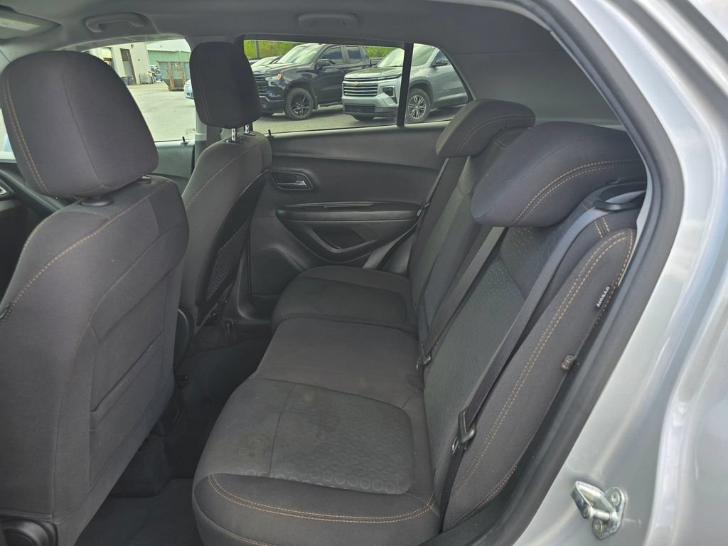 Certified 2020 Chevrolet Trax LS w/ Tint and Cruise Package AWD/4WD image 10