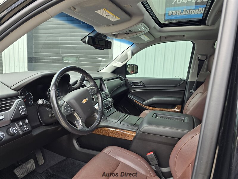 Used 2019 Chevrolet Suburban Premier w/ Premier Plus Edition AWD/4WD image 24