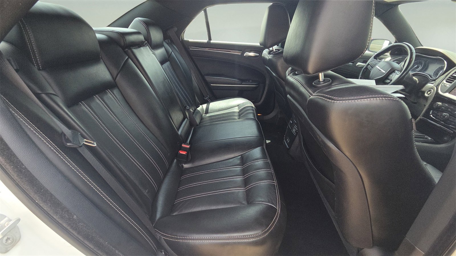 Used 2021 Chrysler 300 S image 11