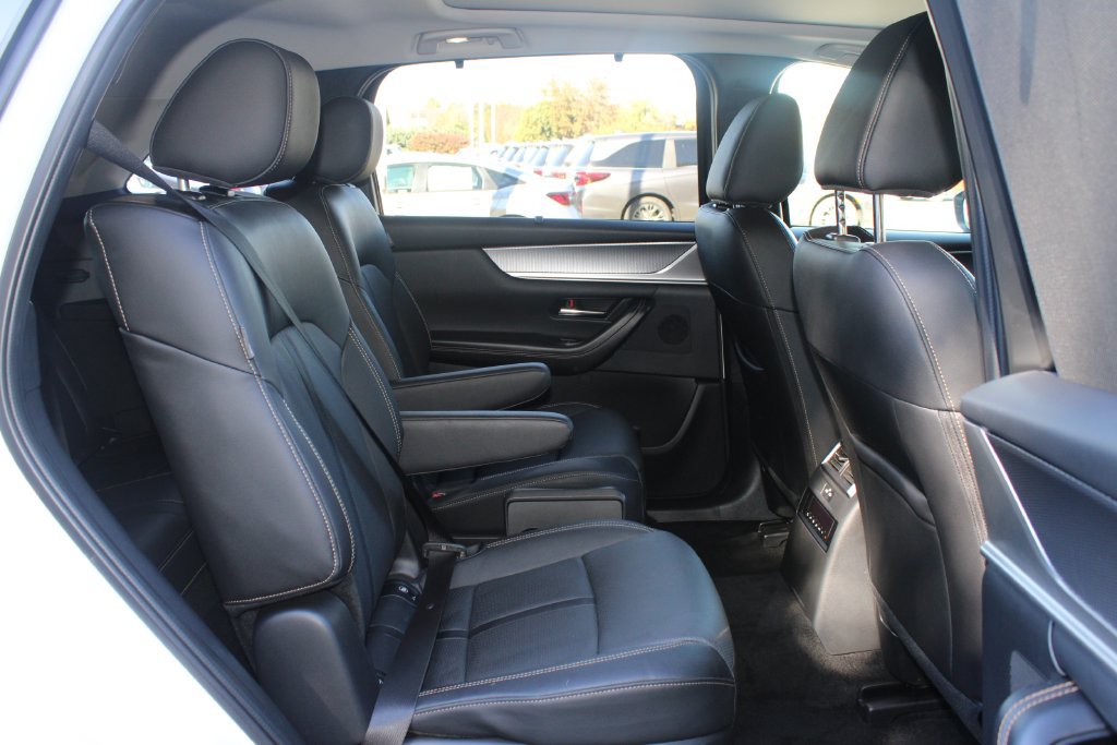 Used 2024 MAZDA CX-90 3.3 Turbo w/ Premium Package AWD/4WD image 14