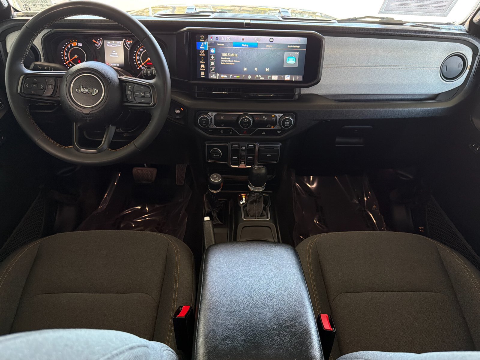 Used 2024 Jeep Wrangler Unlimited Sport AWD/4WD image 12