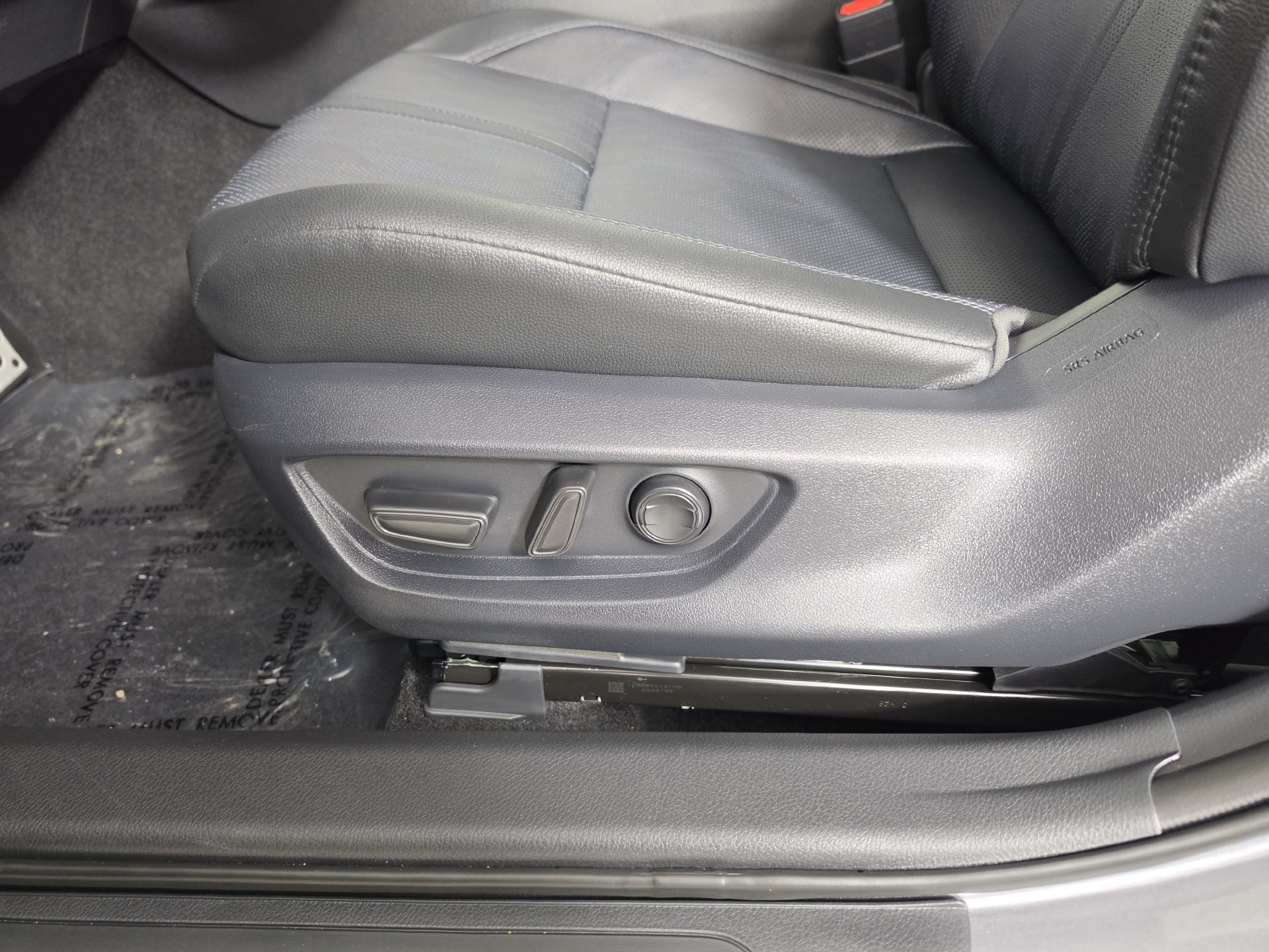 Used 2026 Toyota Camry XSE FWD image 4