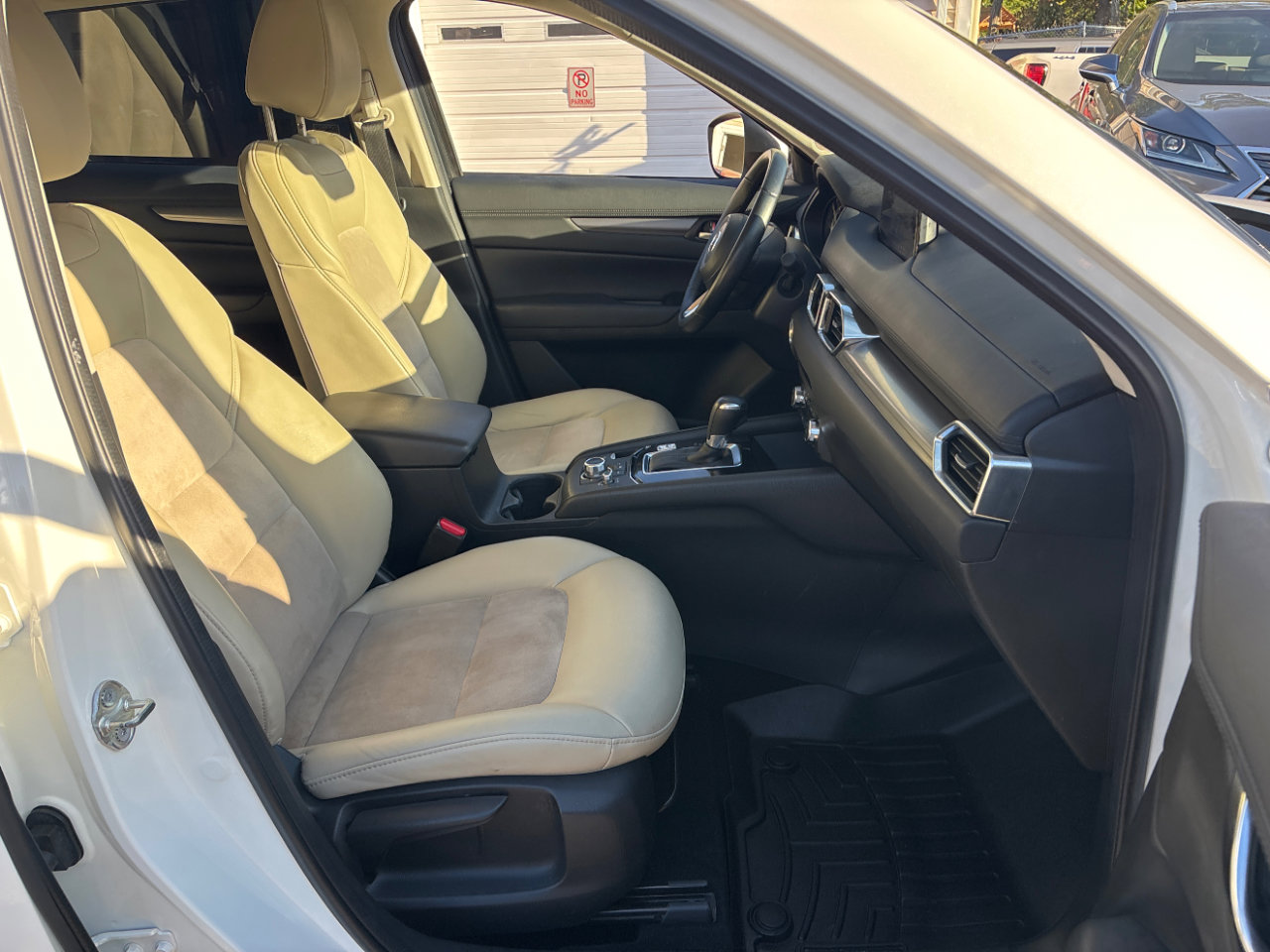 Used 2018 MAZDA CX-5 Touring image 15