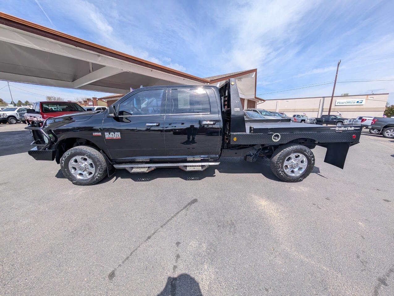 Used 2015 RAM 2500 SLT w/ Luxury Group AWD/4WD image 4